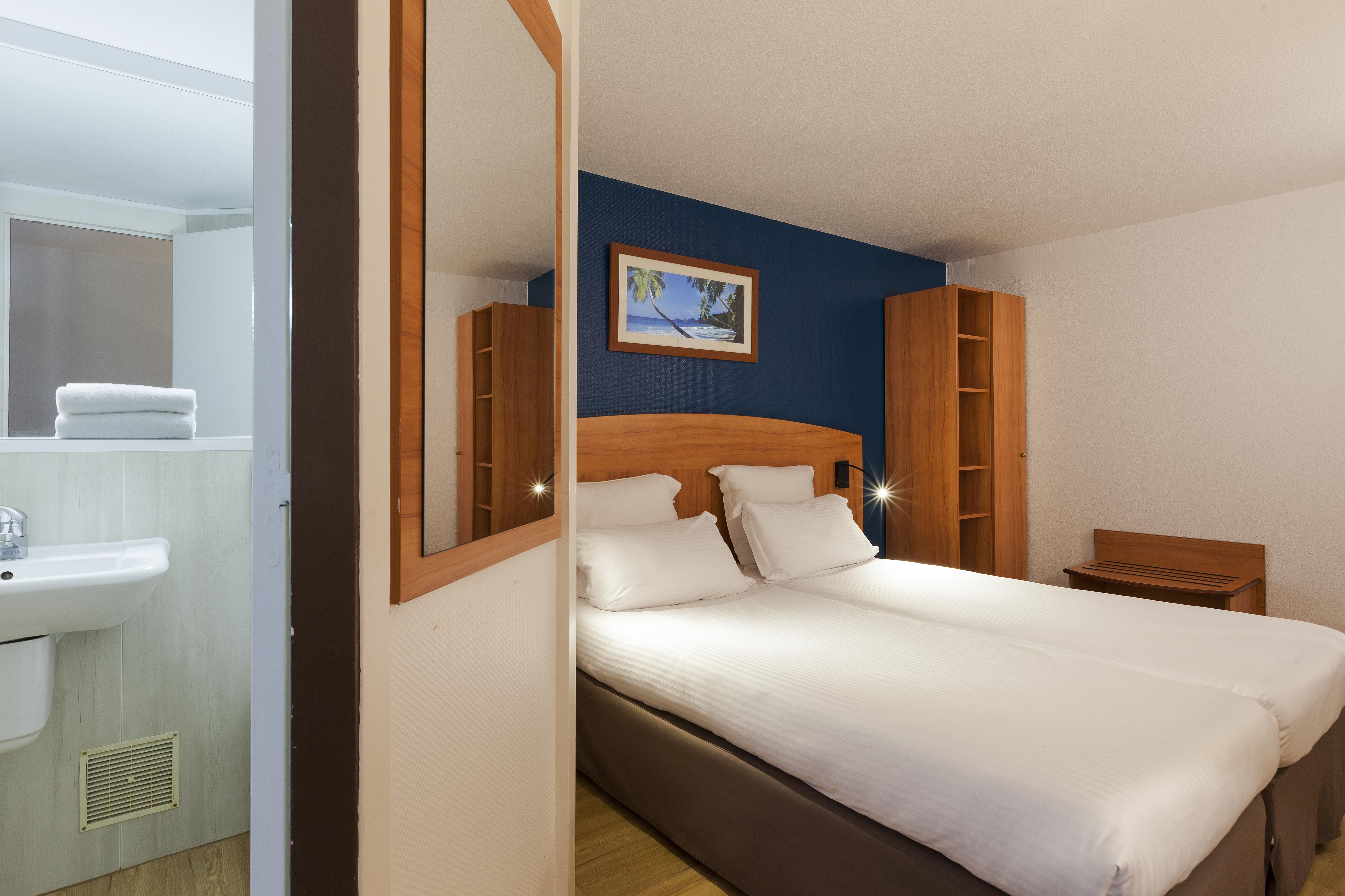 Comfort Hotel Évreux Kültér fotó