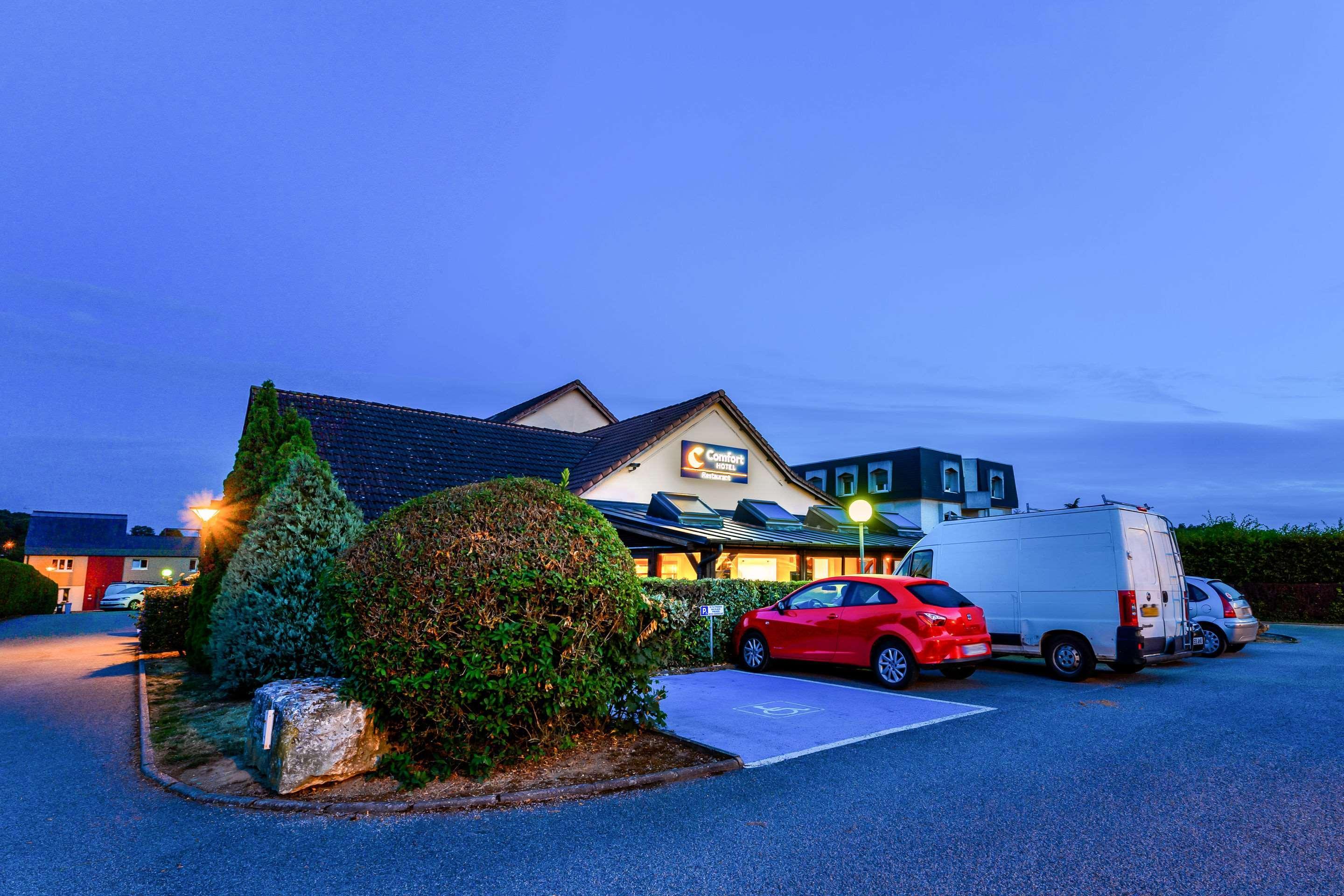 Comfort Hotel Évreux Kültér fotó