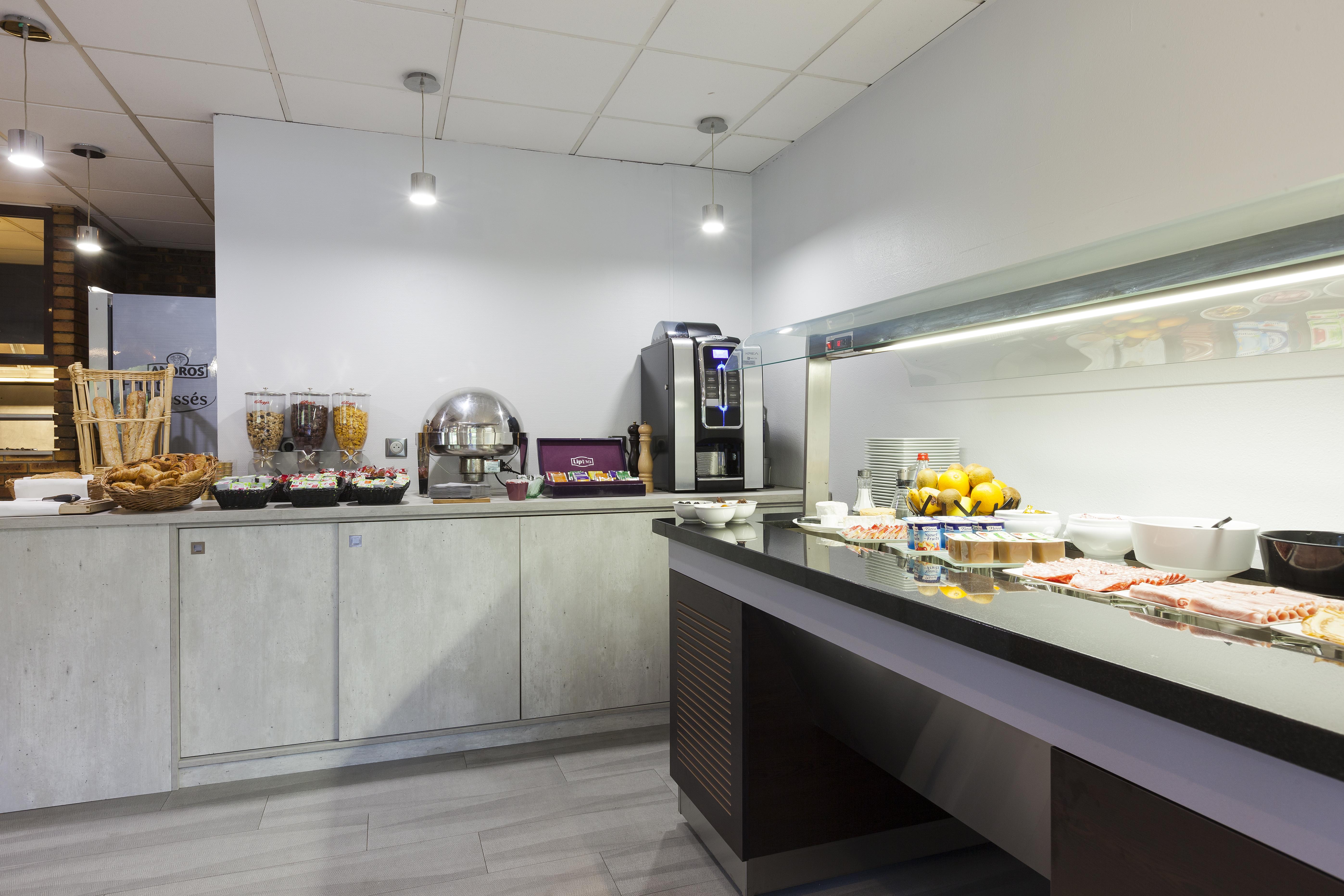 Comfort Hotel Évreux Kültér fotó