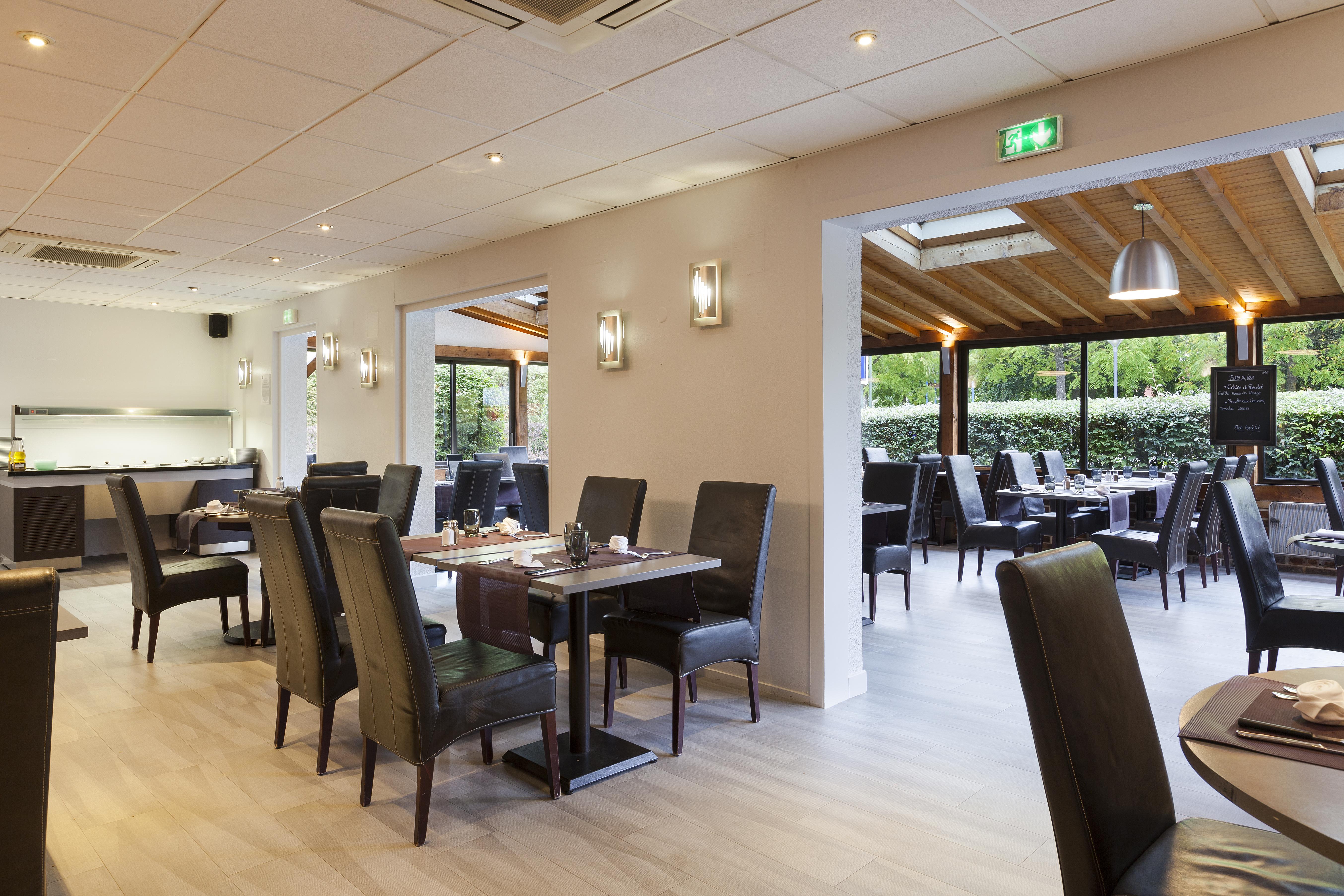 Comfort Hotel Évreux Kültér fotó