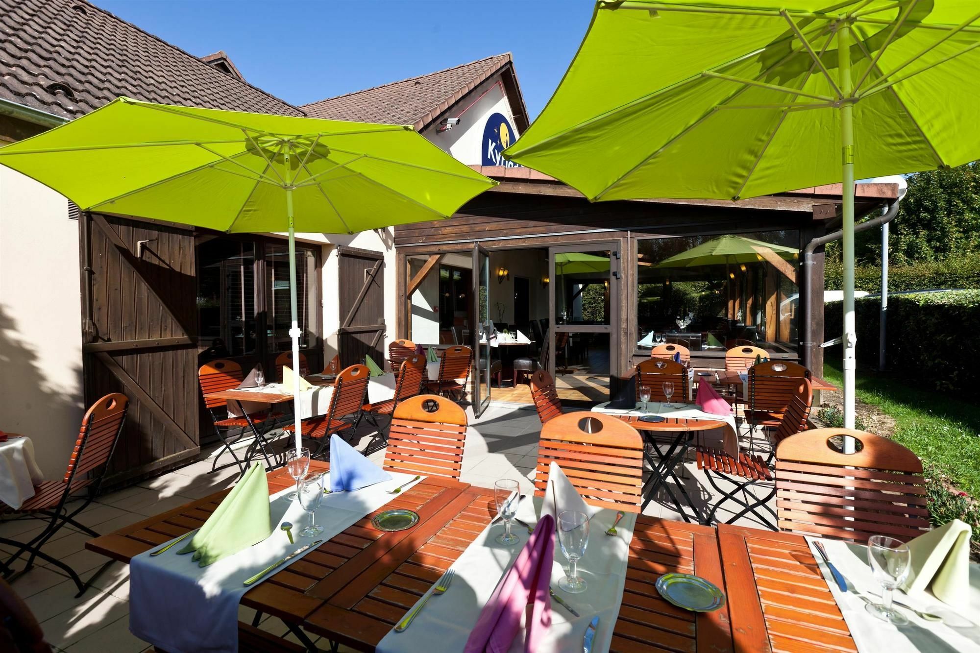 Comfort Hotel Évreux Kültér fotó